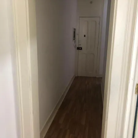 2 Bedrooms With Wifi At