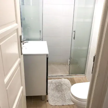 Lejlighed 2 Bedrooms With Wifi At